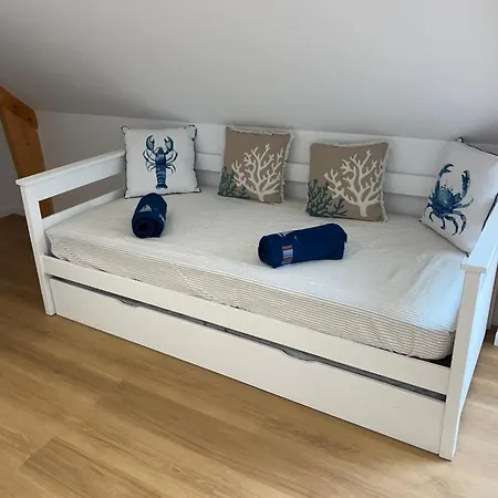 Guest house Les Jardins De La Breche 4*