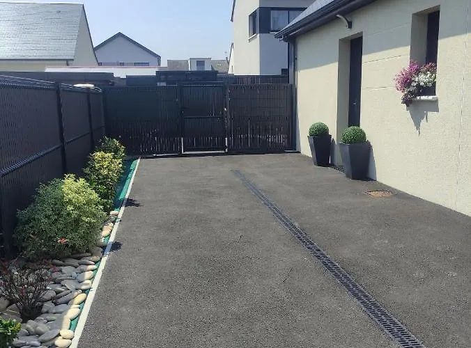 Les Jardins De La Breche 4*